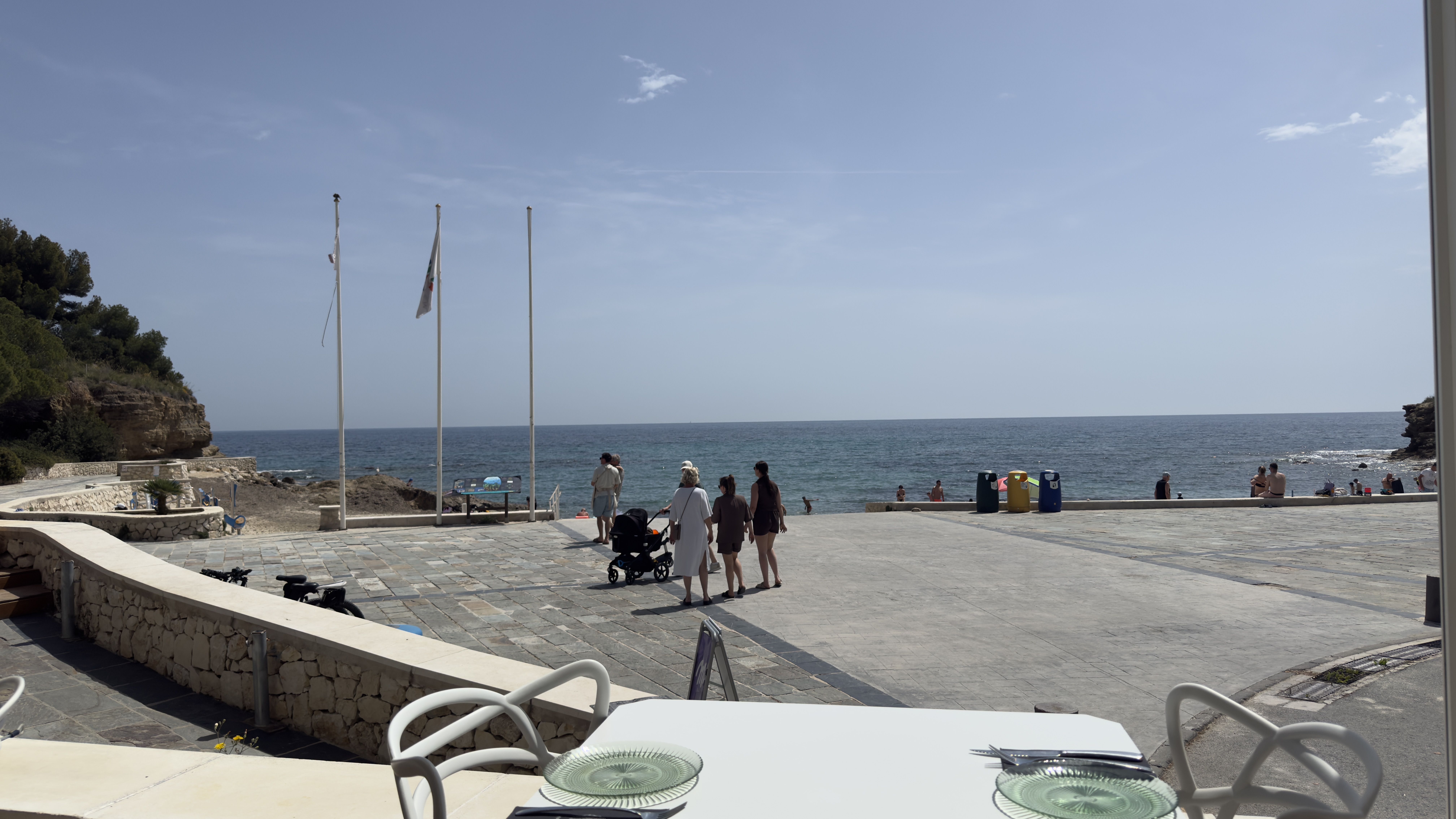 Mittag mit Meerblick im Mandala, Benissa