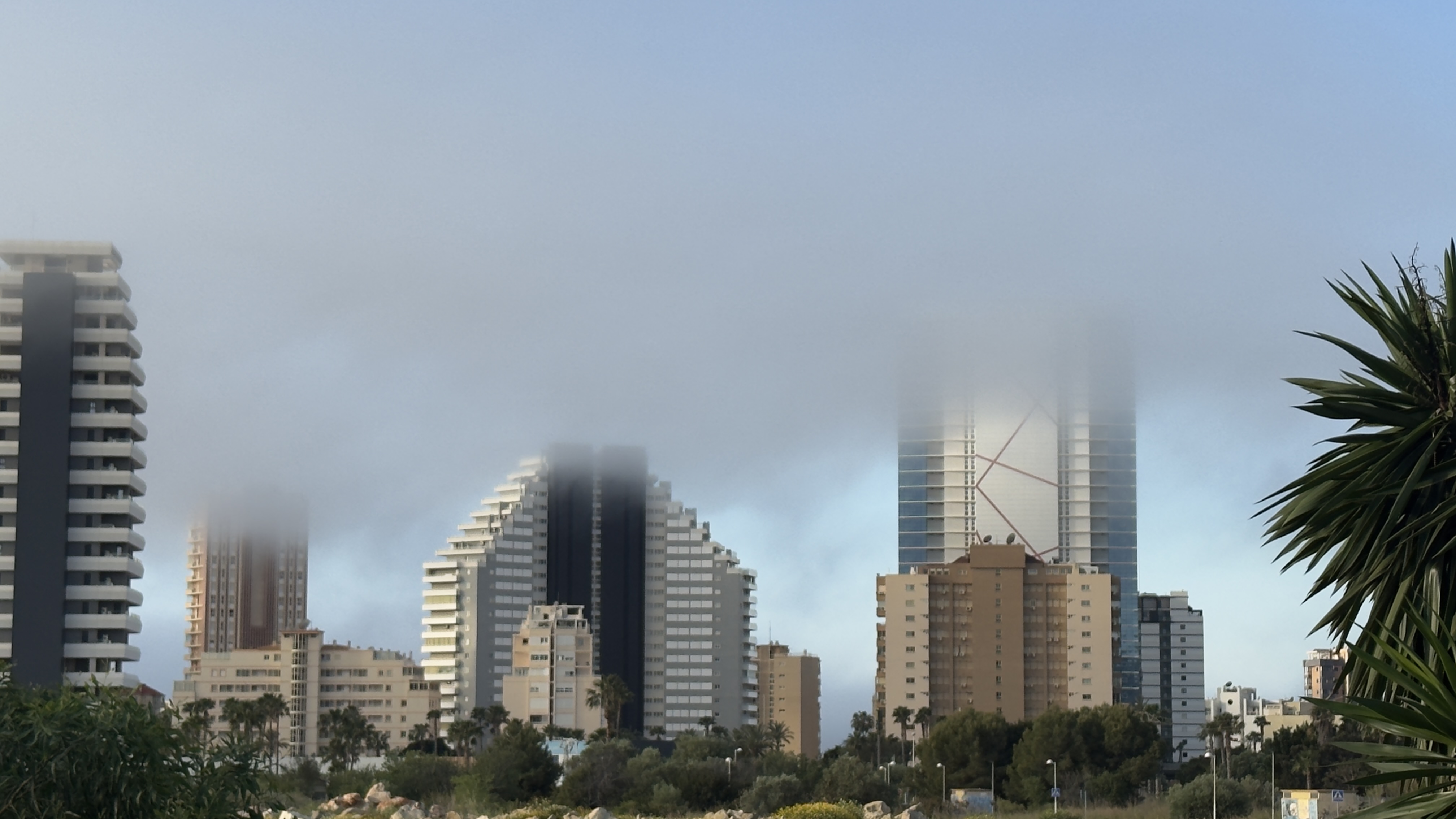 Calpe im Nebel – seltene Morgenstimmung